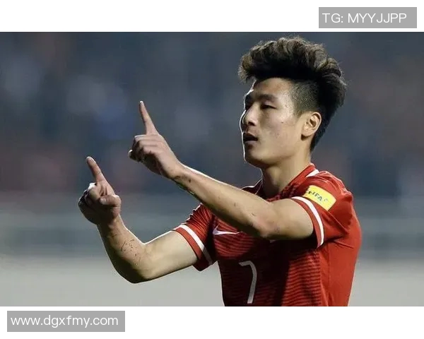 中国男子足球明星球员全名单及其职业生涯亮点解析 中国男子足球明星球员全名单及其职业生涯亮点解析