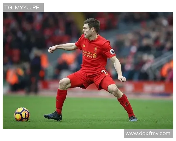 韩国足球戴帽子球星的辉煌时刻与不朽传奇分析 韩国足球戴帽子球星的辉煌时刻与不朽传奇分析