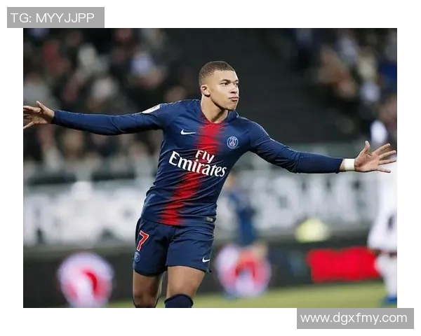 法国足球新星崛起 小将潜力无限未来可期 法国足球新星崛起 小将潜力无限未来可期