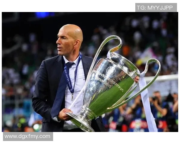 齐达内:从天才球员到传奇教练的非凡旅程与足坛影响力 齐达内:从天才球员到传奇教练的非凡旅程与足坛影响力